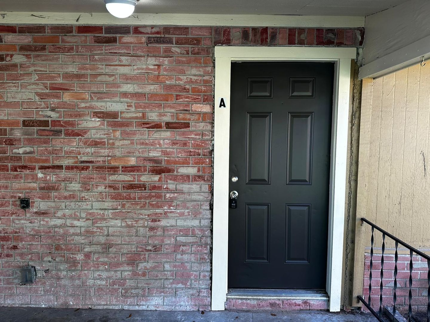 Saint Petersburg Apartment: 953 1/2 12th Ave S - Unit A