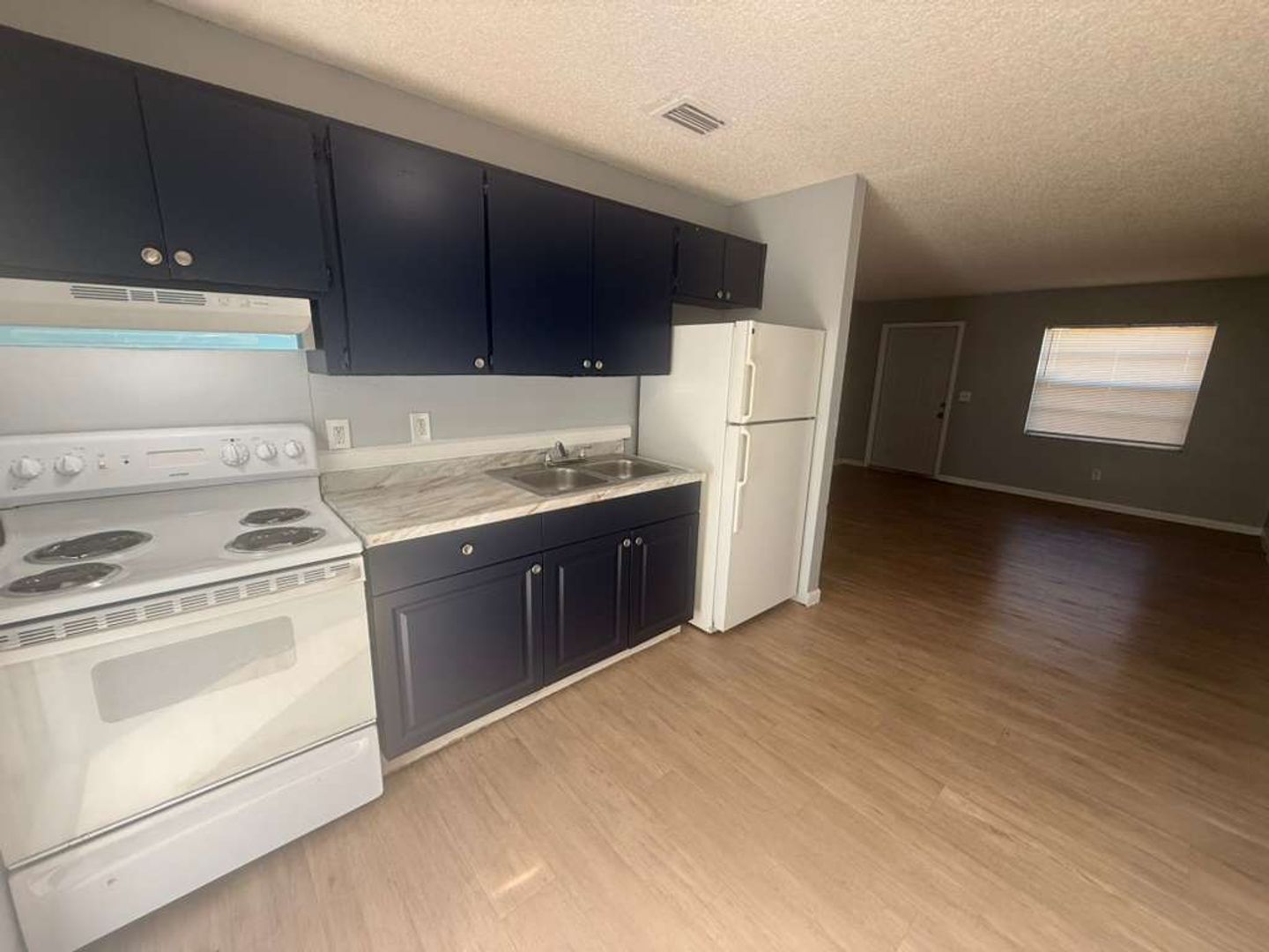 Tampa Apartment: 8214 N. 17th St. Unit B