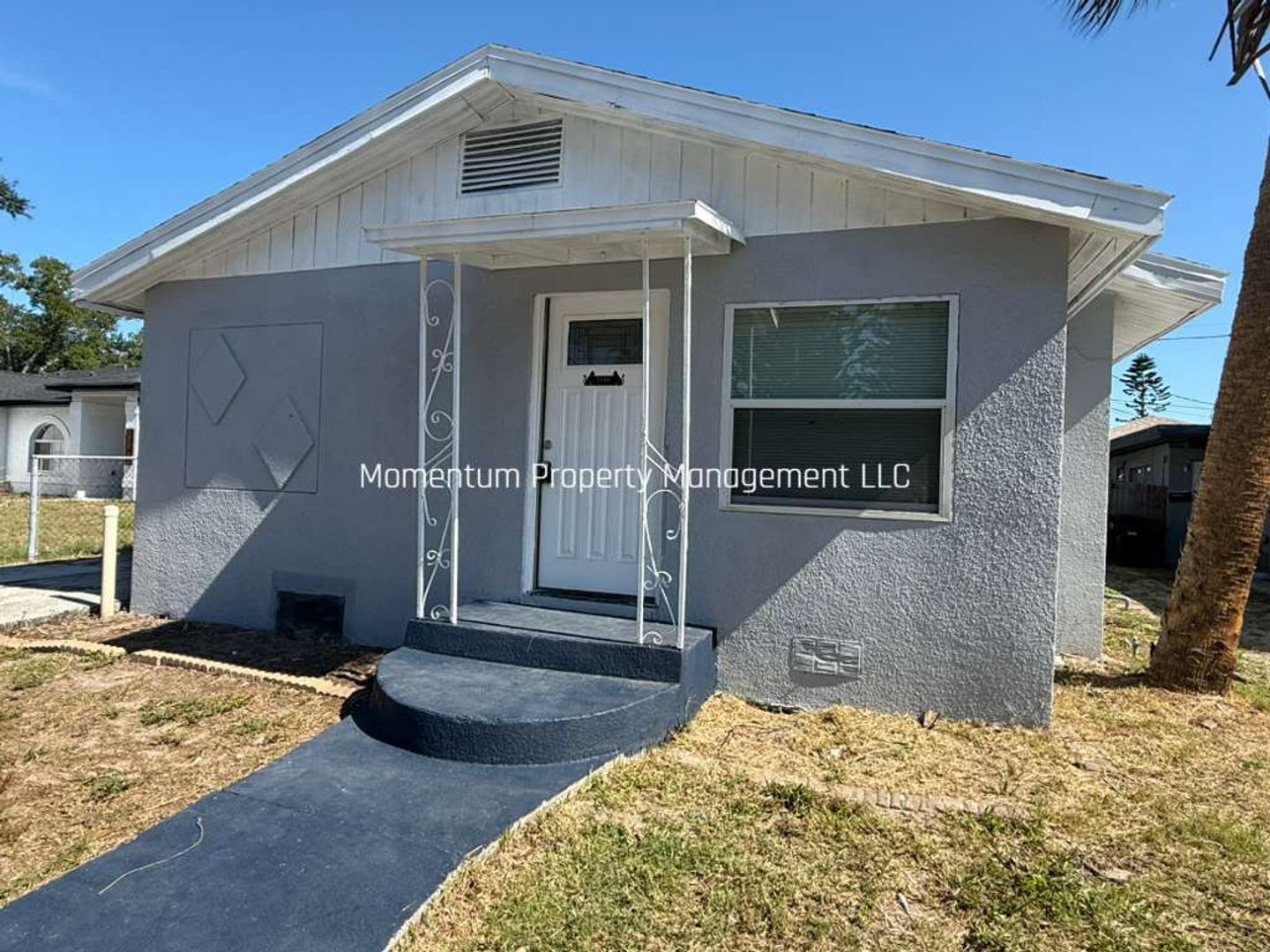 Clearwater House: 1144 La Salle