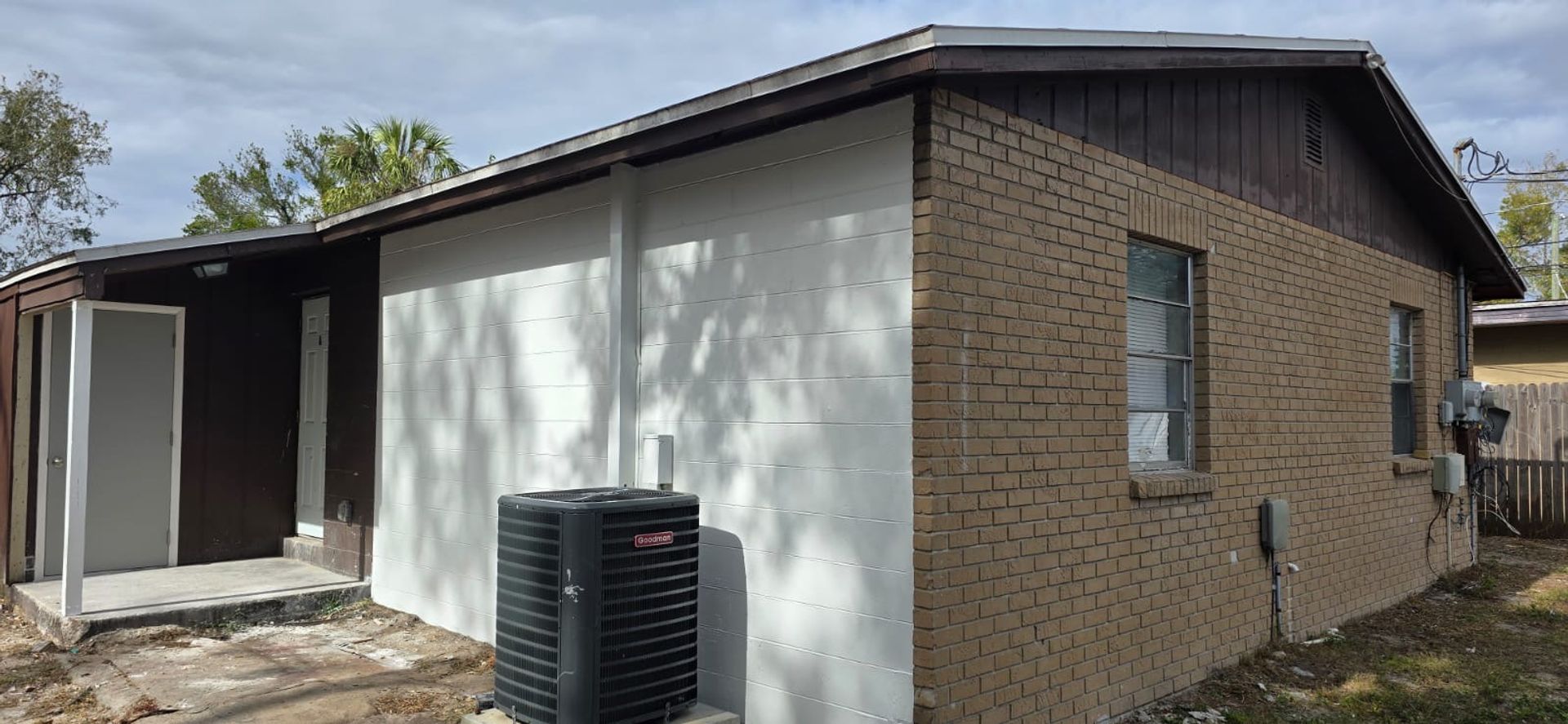 Tampa Apartment: 8214 N. 17th St.