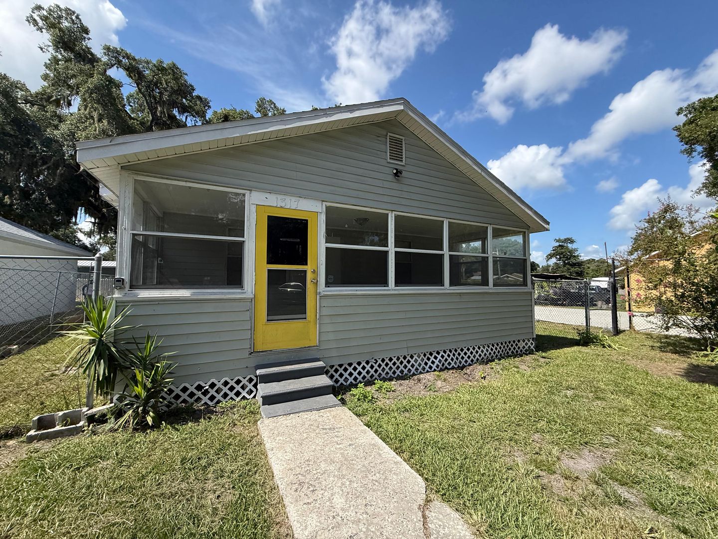Plant City House: 1317 East Church Street