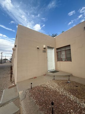 Nice 2 Bedroom By NMSU – photo 1