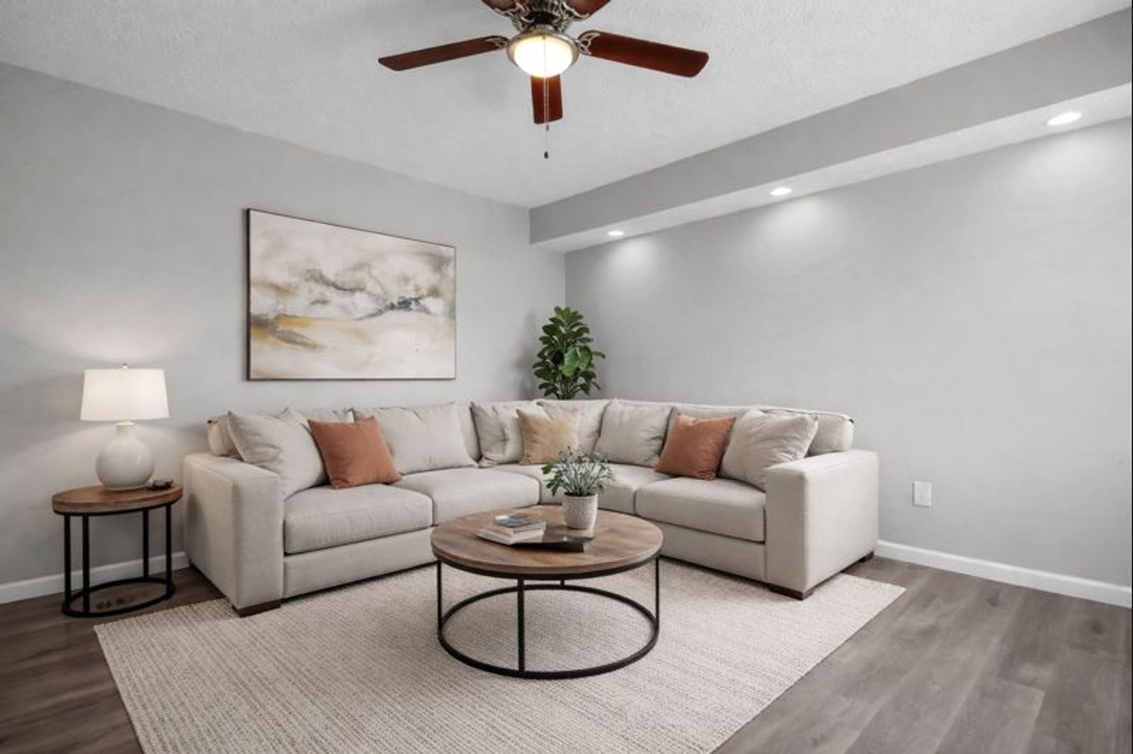 Columbus House: 4294 Ellery Drive