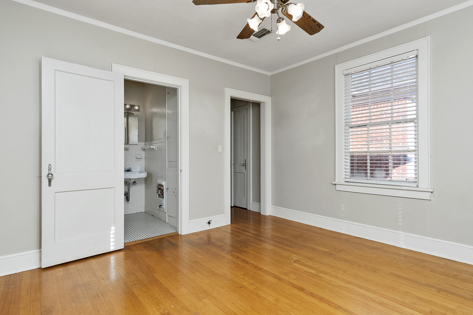 SHREVEPORT Apartment: 504 GLADSTONE BLVD