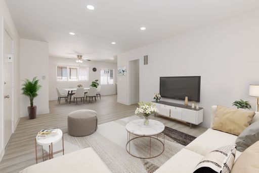 Newly Renovated 2 bedroom 2 bath in Mid-City with Parking! – photo 1