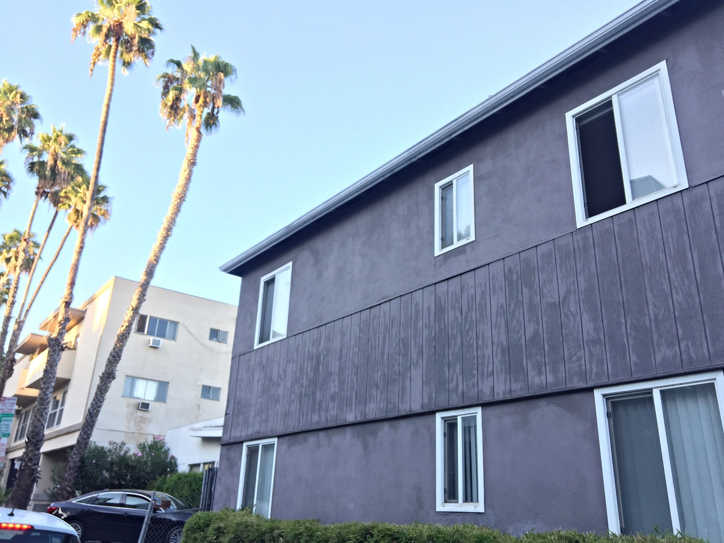 West Hollywood Apartment: 924 Hancock Ave