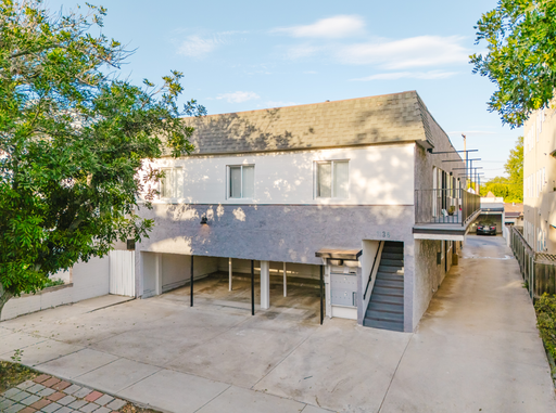 Studio in the Heart of West Hollywood! – photo 1
