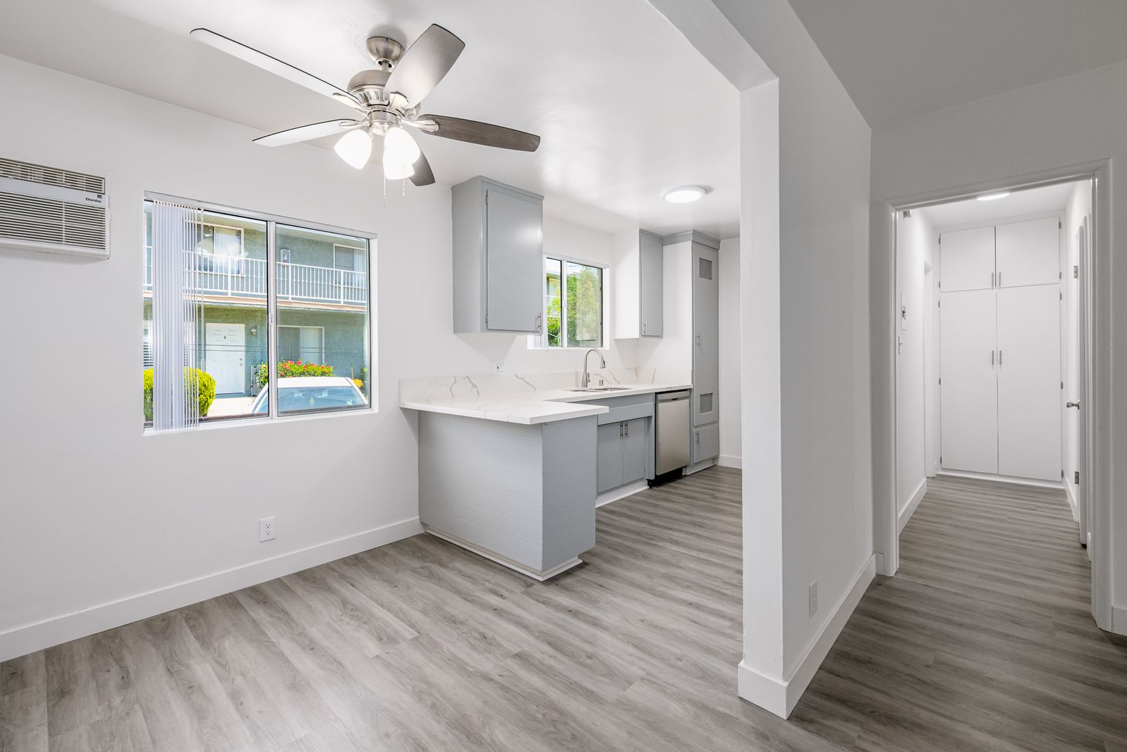 Los Angeles Apartment: 6153, 6159 & 6165 Coldwater Canyon Ave