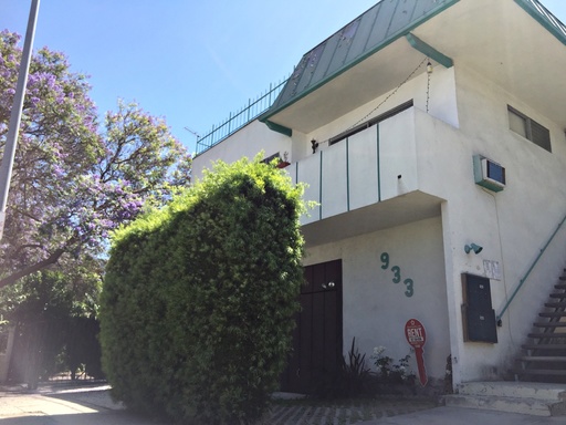 Studio on Wonderful Little Side Street. Excellent Community! – photo 1