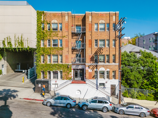 Renovated One Bedroom Downtown LA! – photo 1