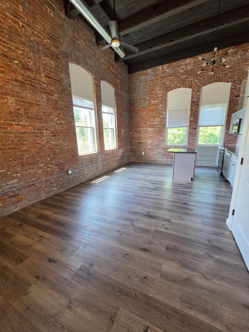 Bethlehem Apartment: 810-813 Monocacy St.