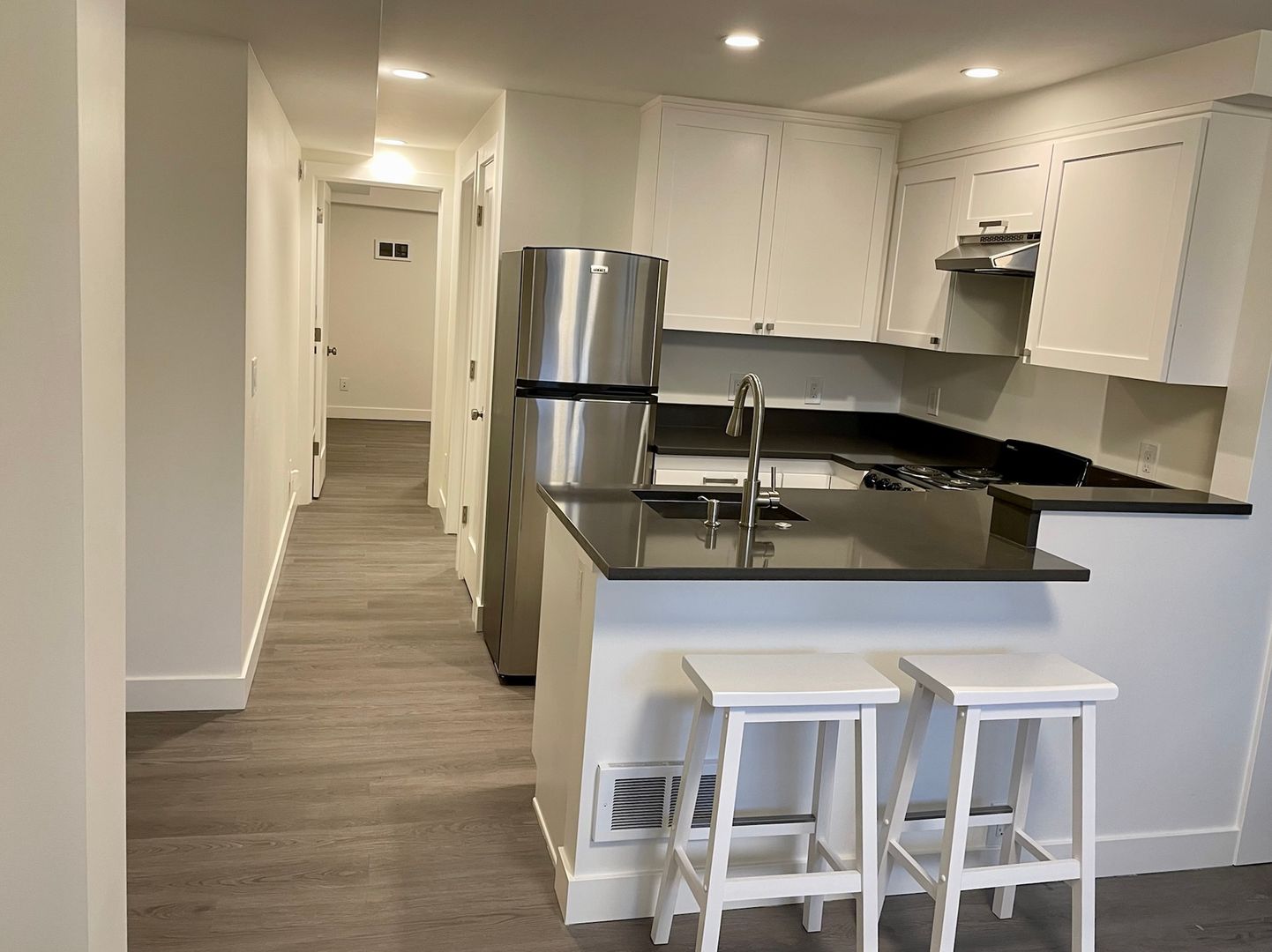 Seattle Apartment: 7514 27th Ave NE