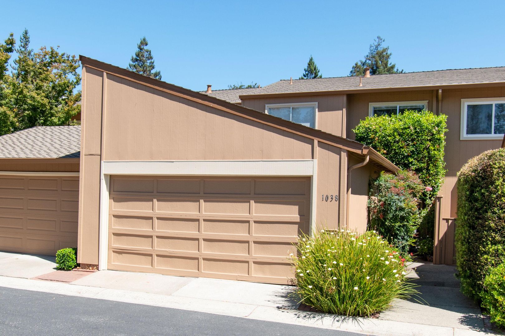 San Jose Townhome: 1038 Whitebick Dr