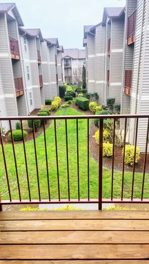 300 Sand Ridge Ct. - 266, Lebanon, OR 97355