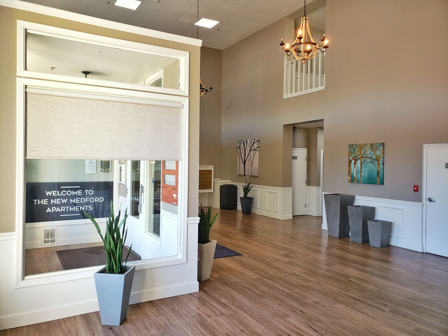 Medford Apartment: 406 W Main St