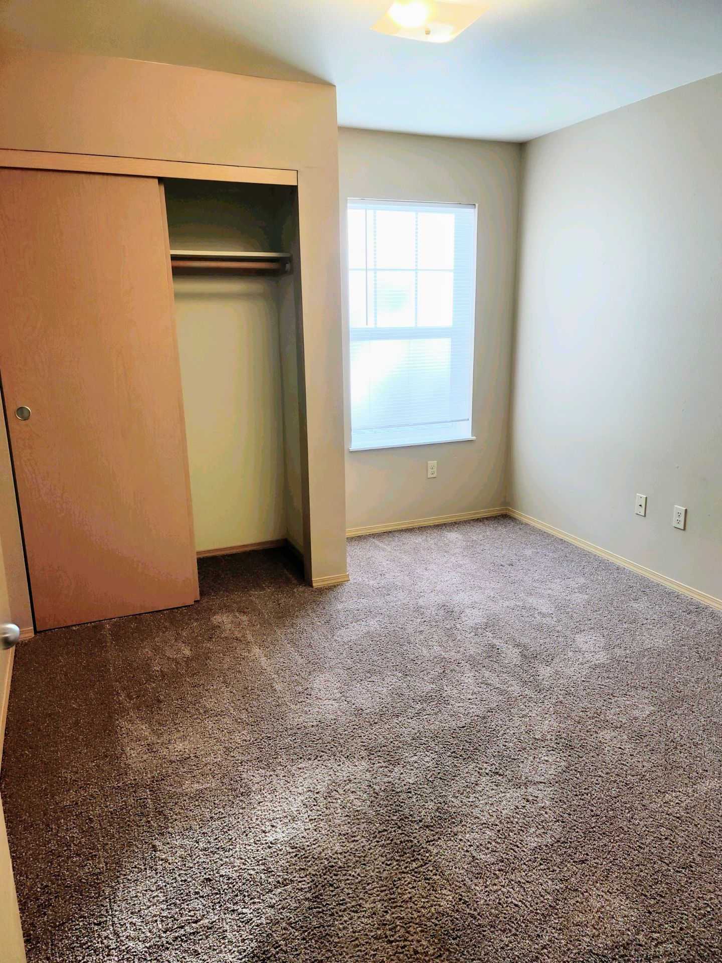 300 Sand Ridge Ct. - 266, Lebanon, OR 97355