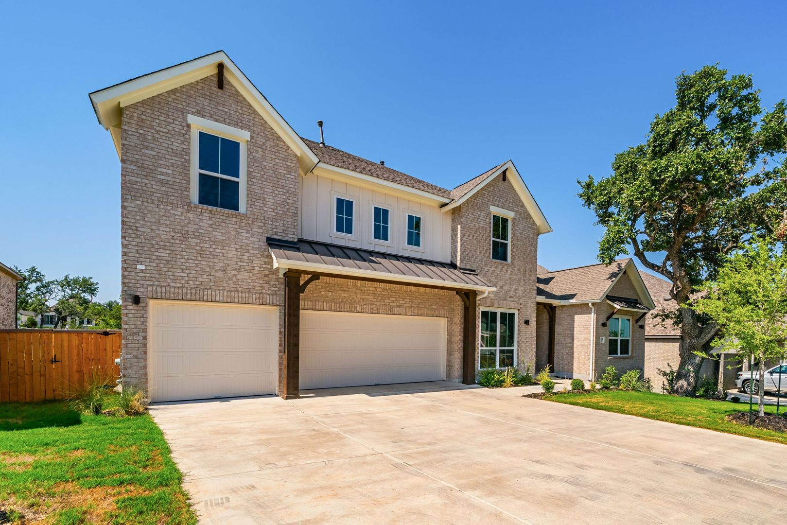 Kyle House: 439 Painted Creek Way
