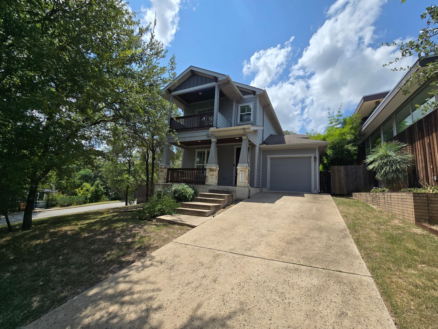 Austin House: 1511 Inglewood Street
