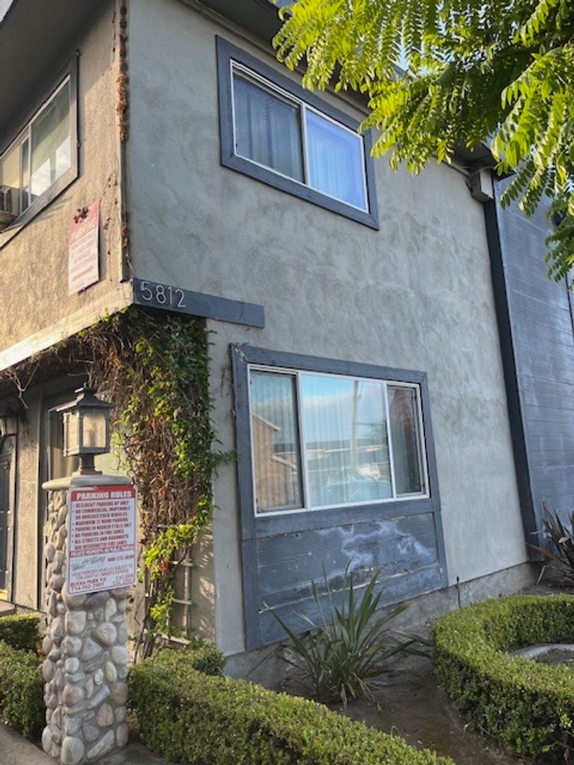Buena Park Apartment: 5812 Western Ave