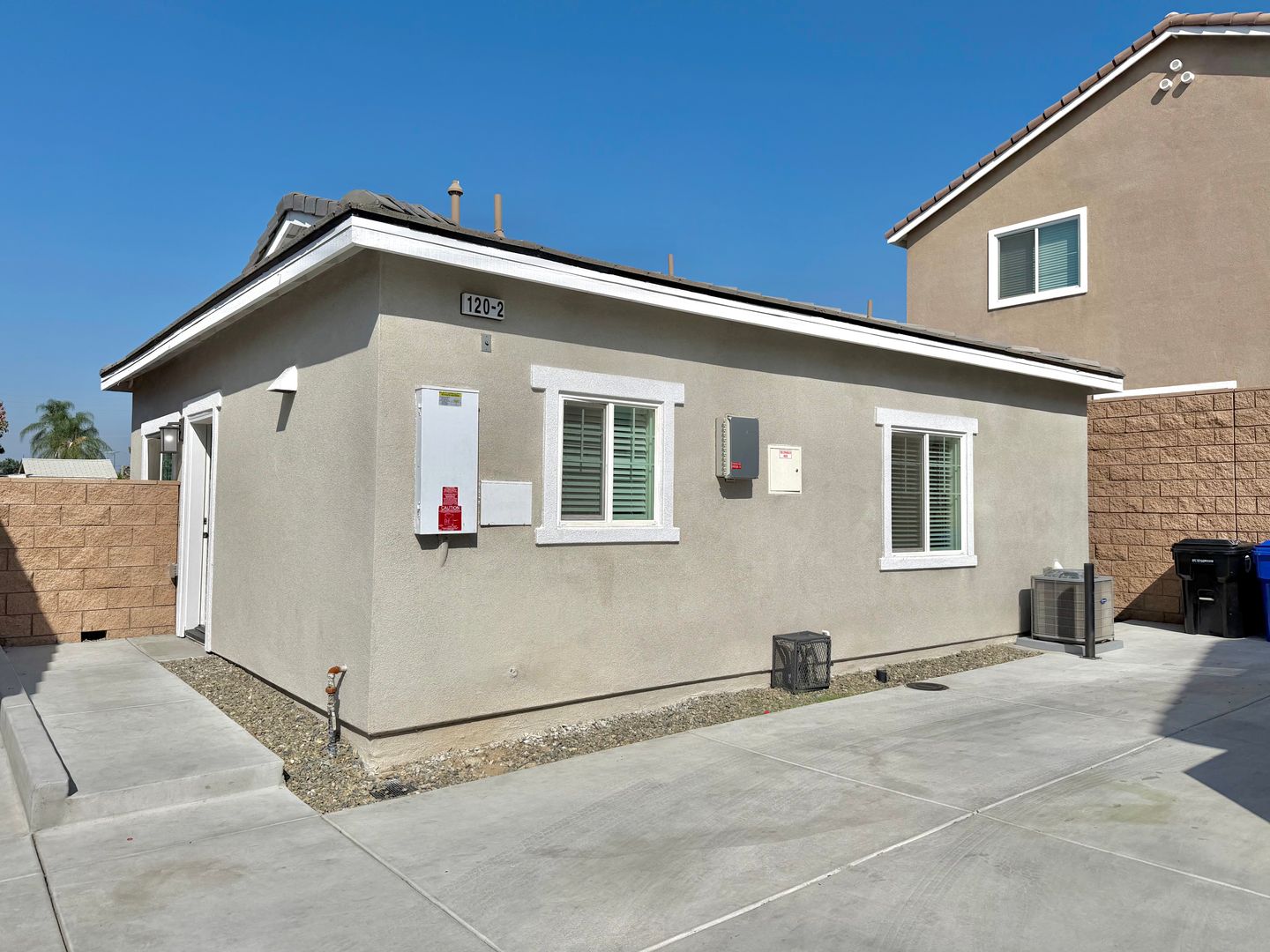 San Bernardino Apartment: 114 N Lassen Ave