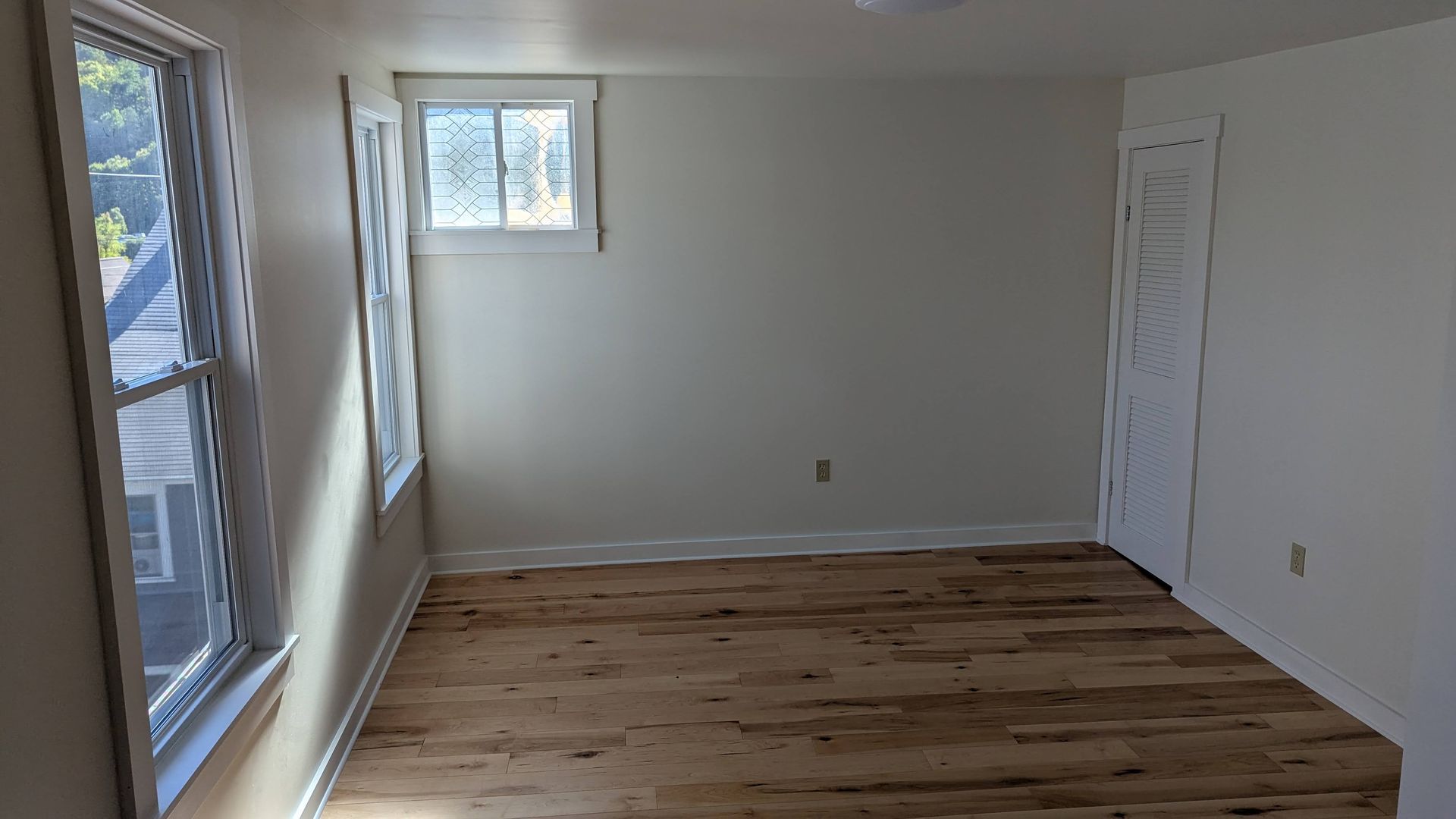 2 - 4 Monsignor Crosby Ave