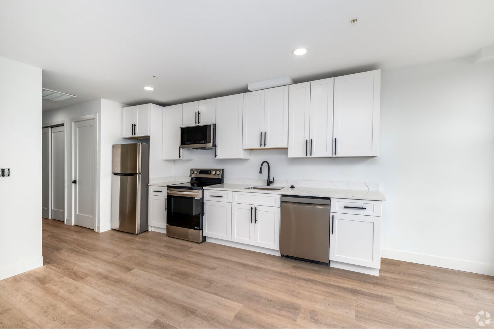 Washington Apartment: 5702 Georgia Ave NW