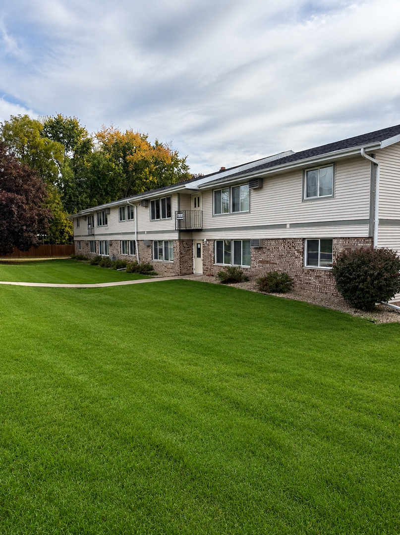 McFarland Apartment: 4806 - 4814 Dale St.