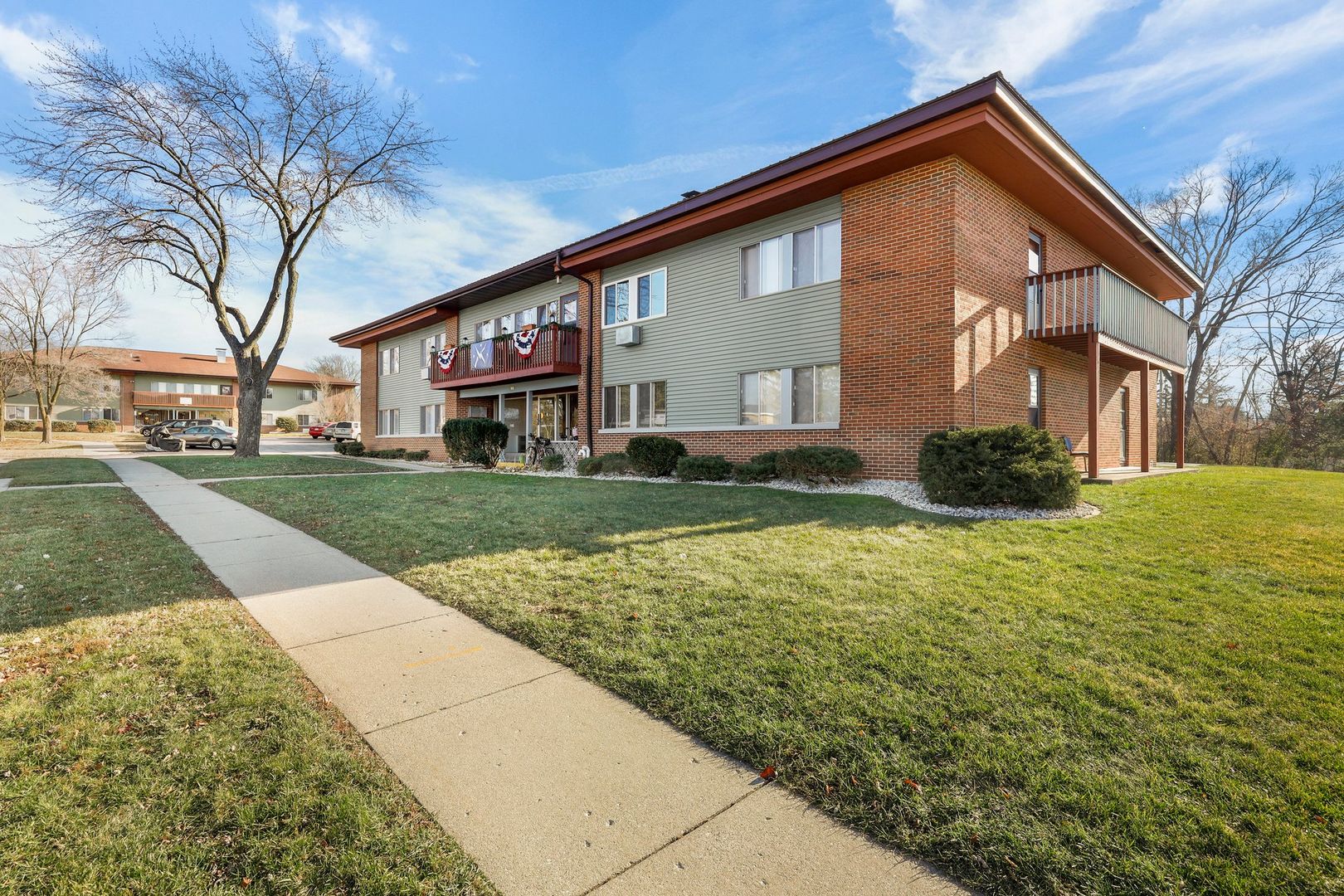 Whitewater Apartment: 1121 W. Carriage Dr. #7