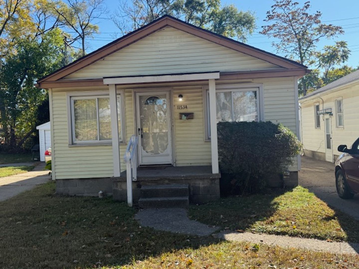 Warren House: 11534 Sherman