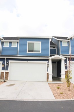 Amazing Townhome in Legacy Ranch! – photo 1