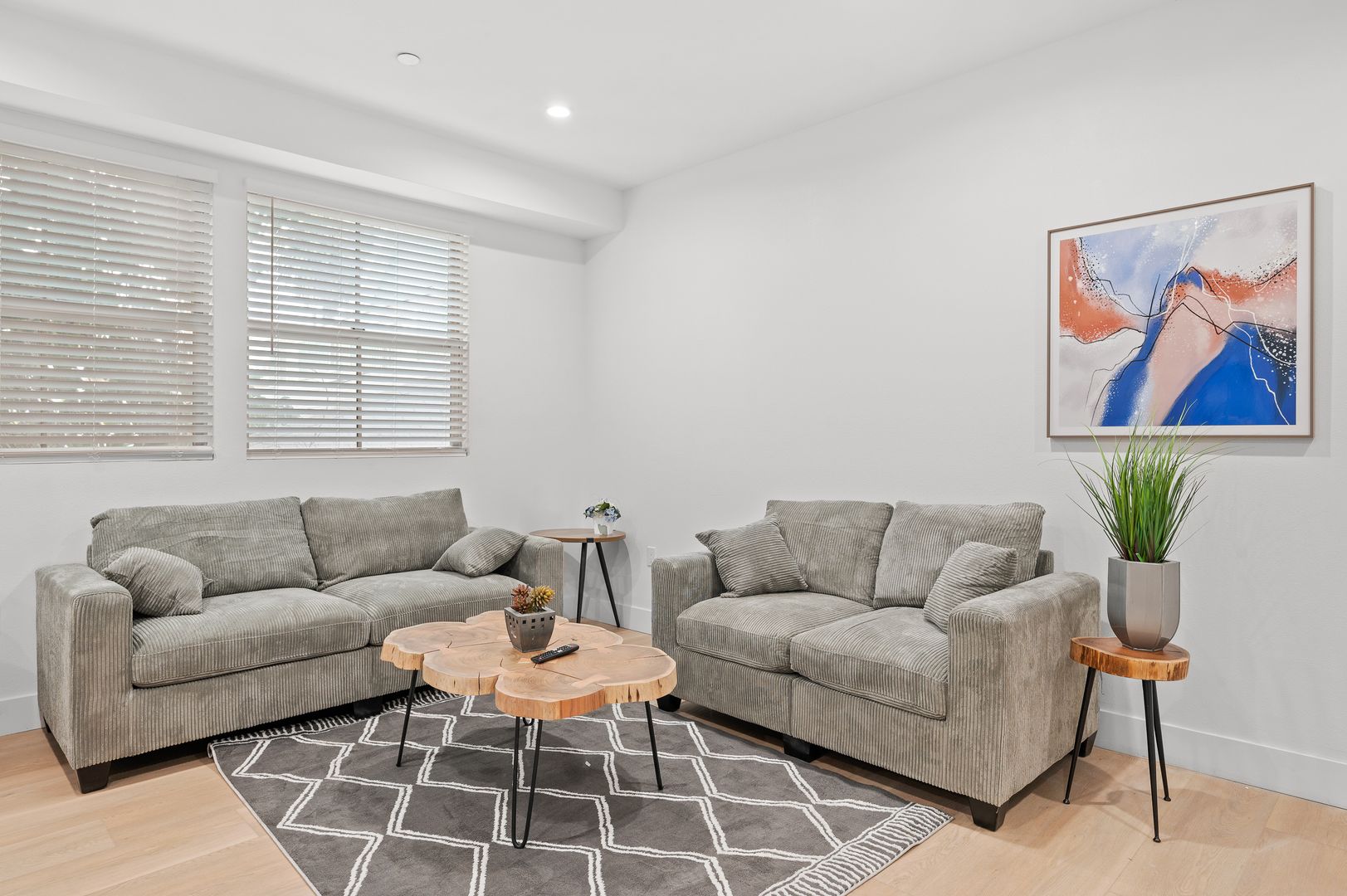 Los Angeles Apartment: 1181 Rolland Curtis Place