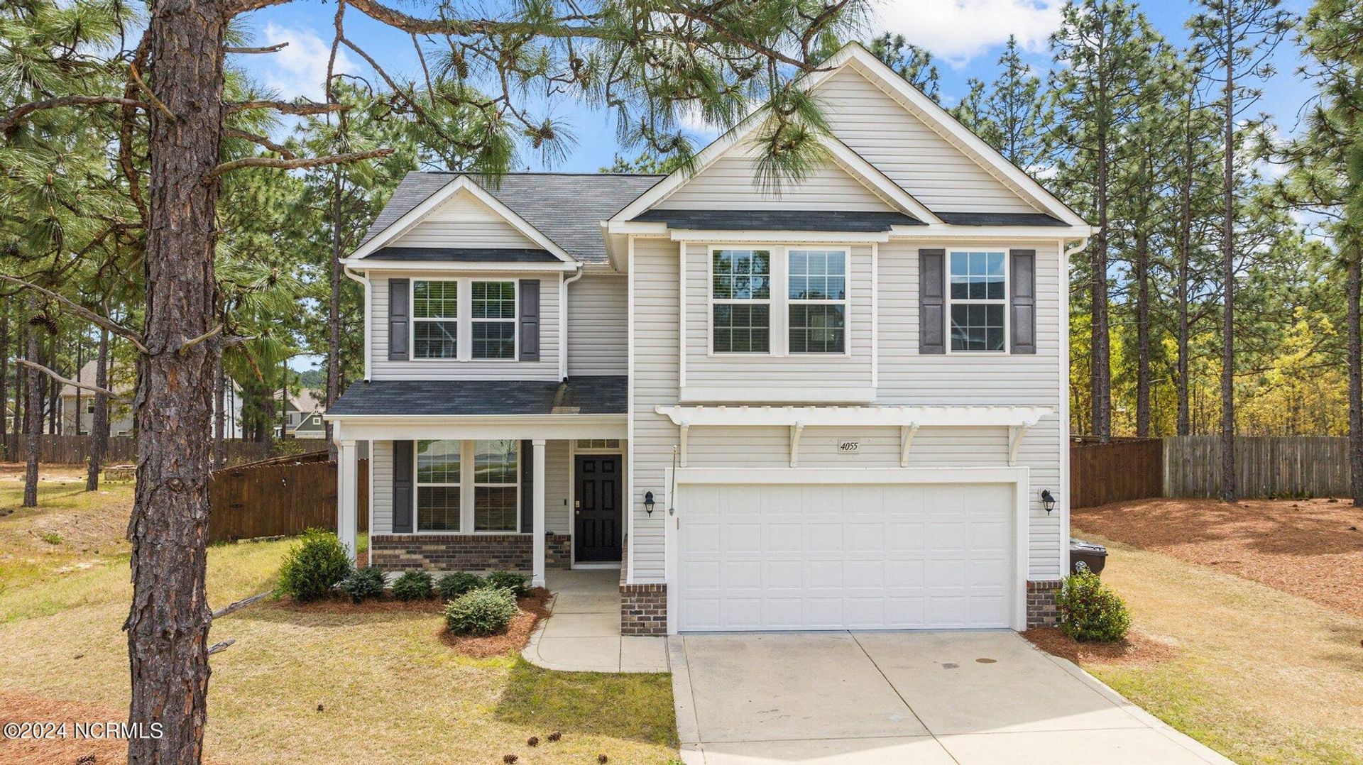 Aberdeen House: 4055 Irwin Drive