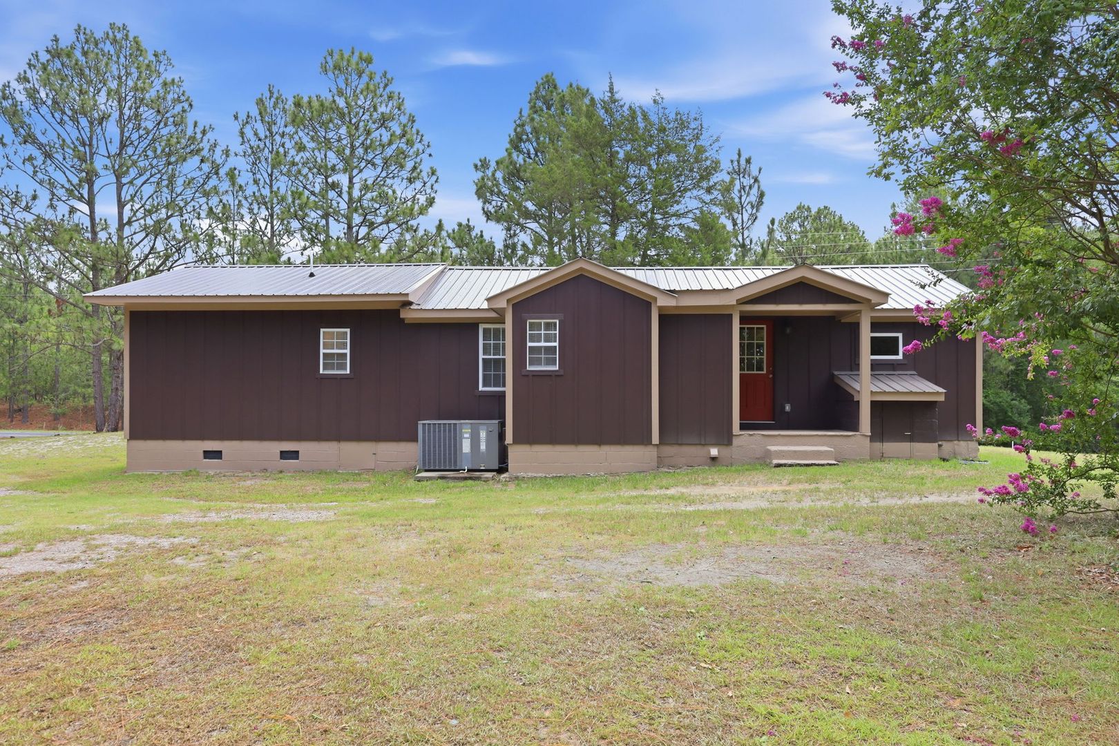 Aberdeen House: 3156 Reservation Road