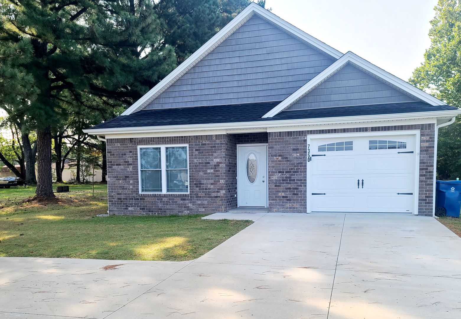 Paducah House: 7350 Blandville