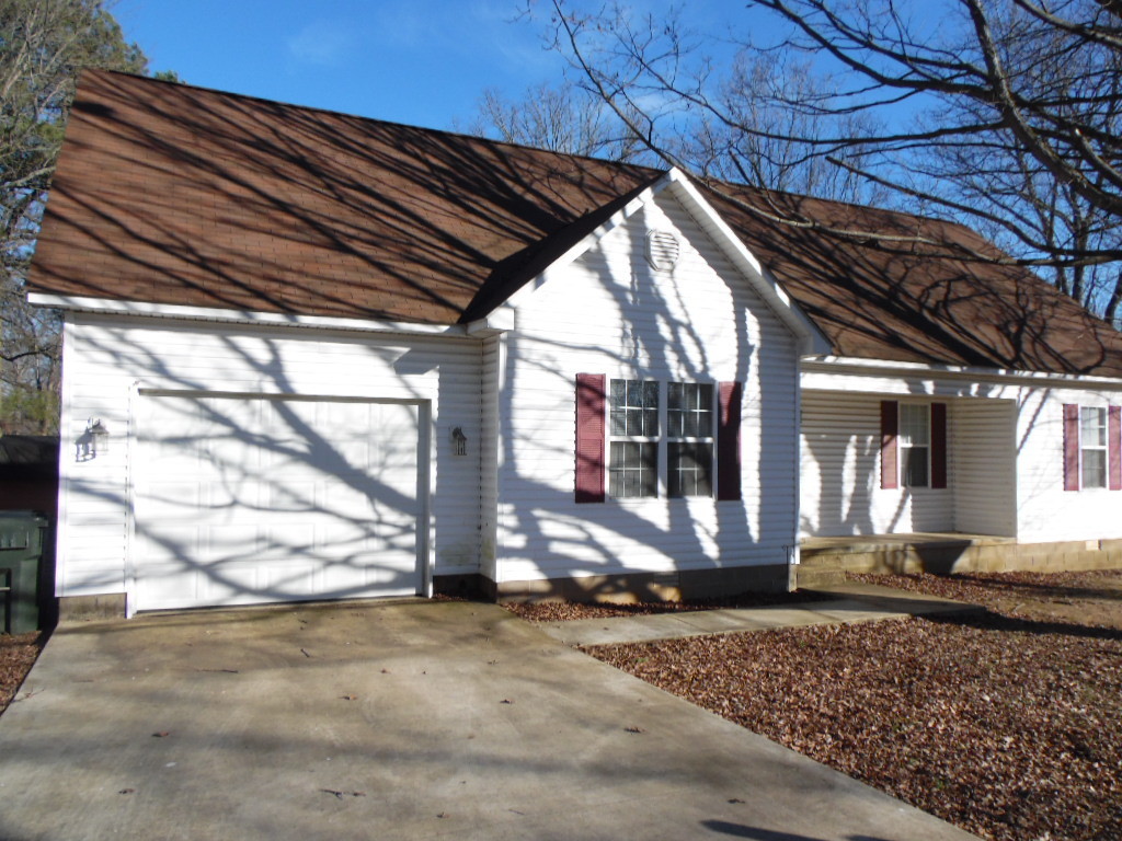 Martin House: 510 Fonville