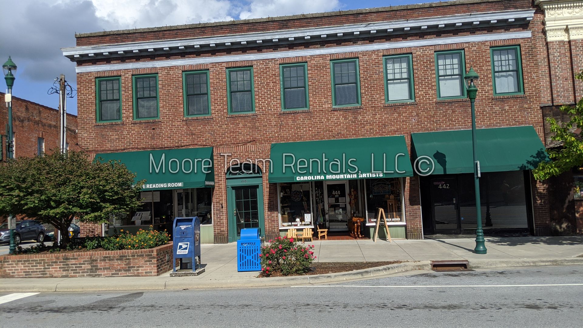 Hendersonville Apartment: 446 N. Main Street