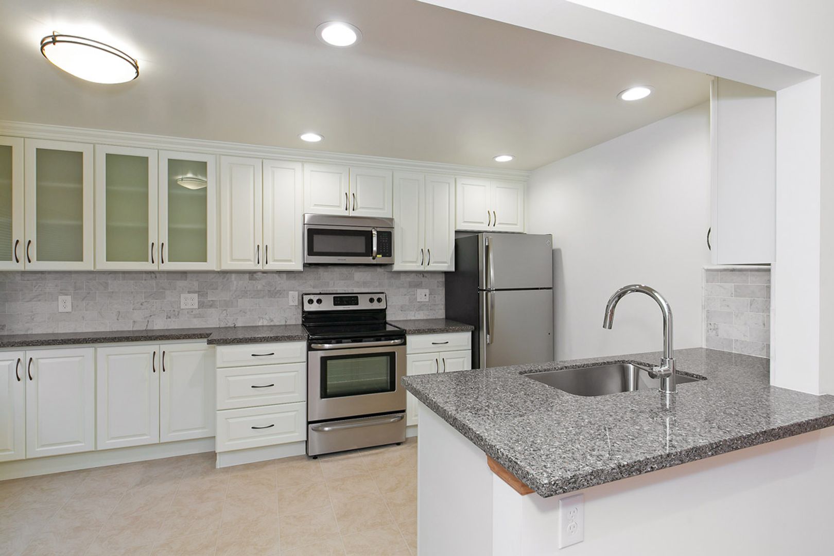 Seattle Apartment: 116 Florentia St