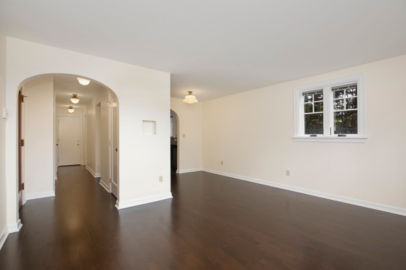 Seattle Apartment: 1404 10th Ave W