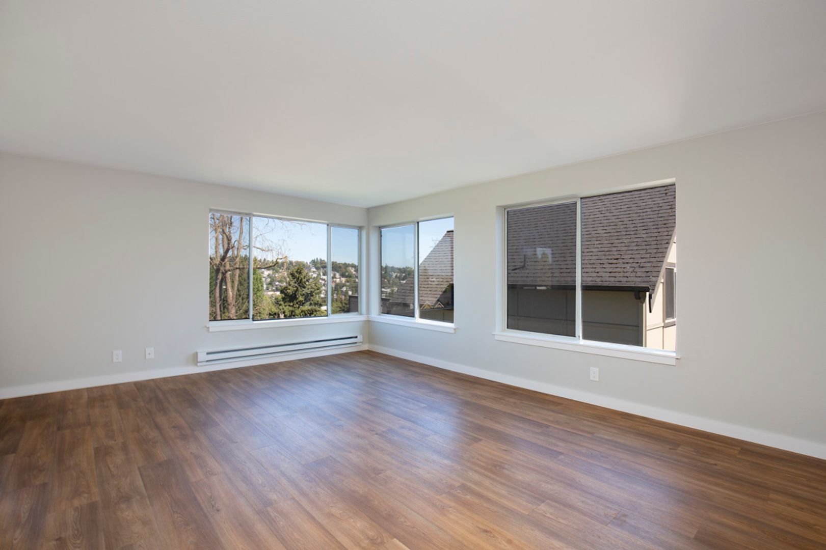 Seattle Apartment: 4 Florentia Street