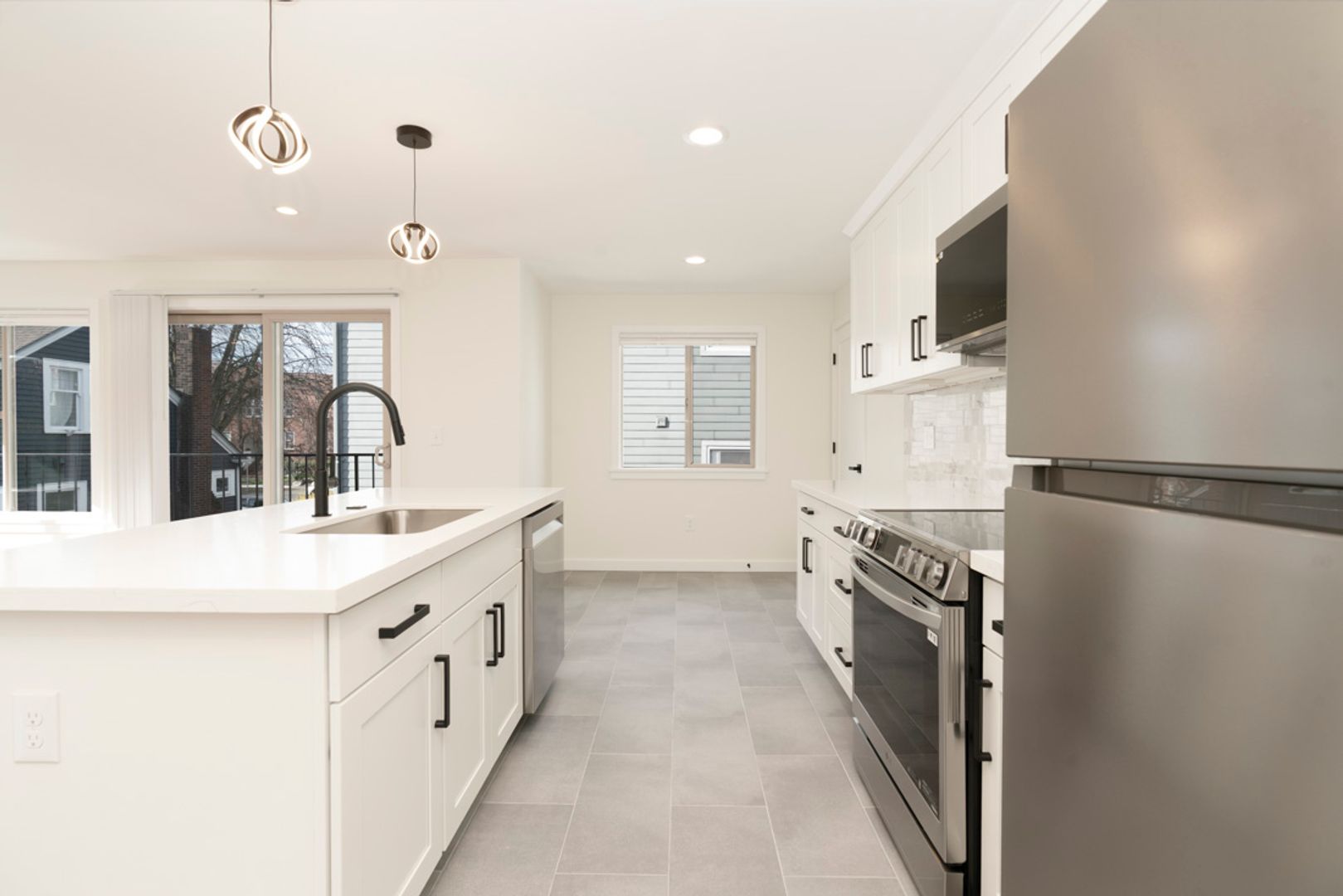Seattle Apartment: 4501 Fremont Avenue North
