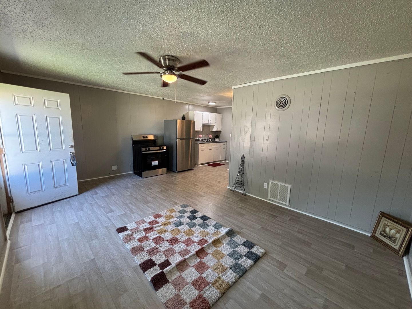 Gastonia Apartment: 320 Osceola St