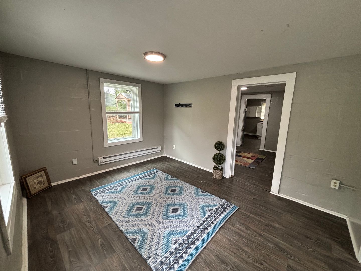 Gastonia House: 1806 W Davidson Ave