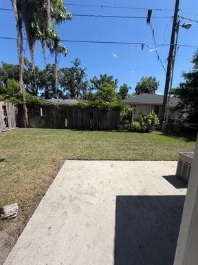 2 Bedroom 1 Bathroom Duplex – photo 1