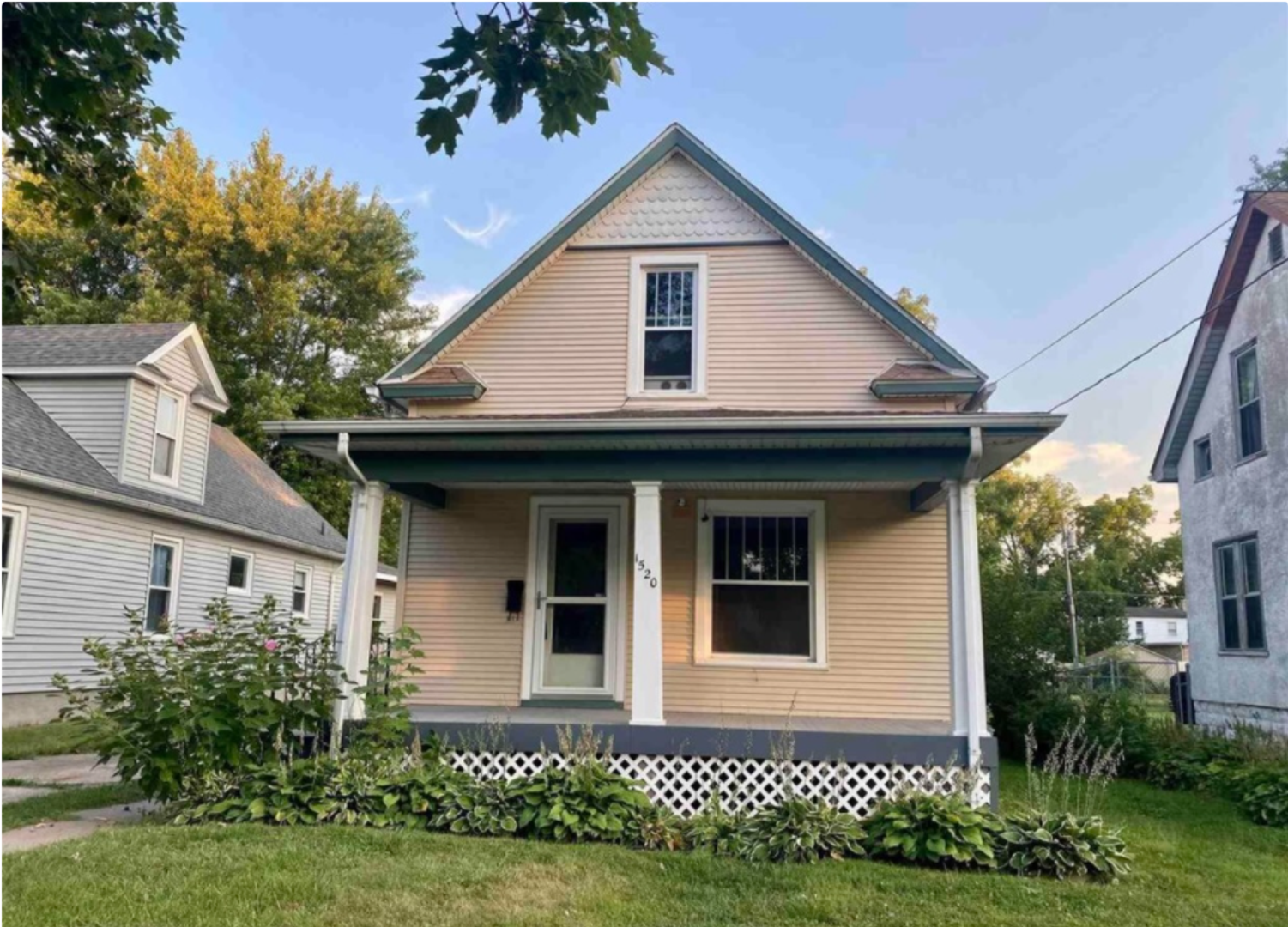 Rock Island House: 1520 21st St