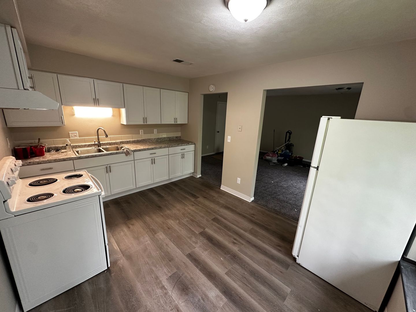 Rock Island Apartment: 8510 14th St W