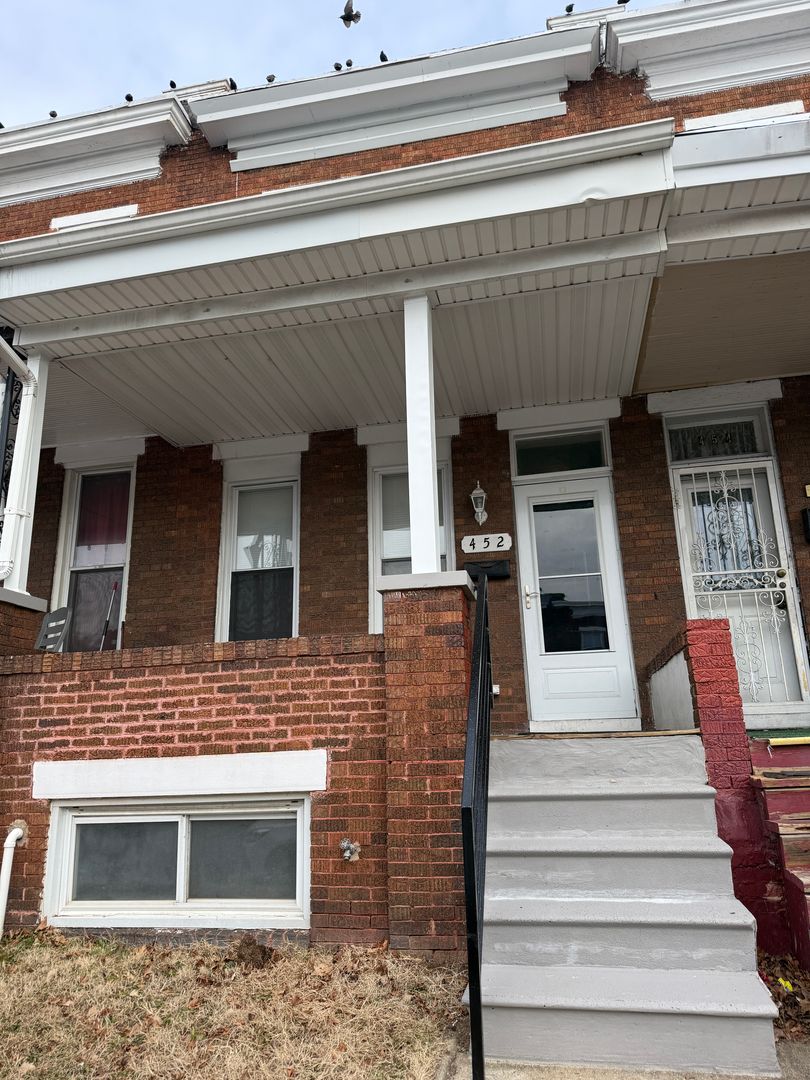 Baltimore House: 452 Ilchester Ave
