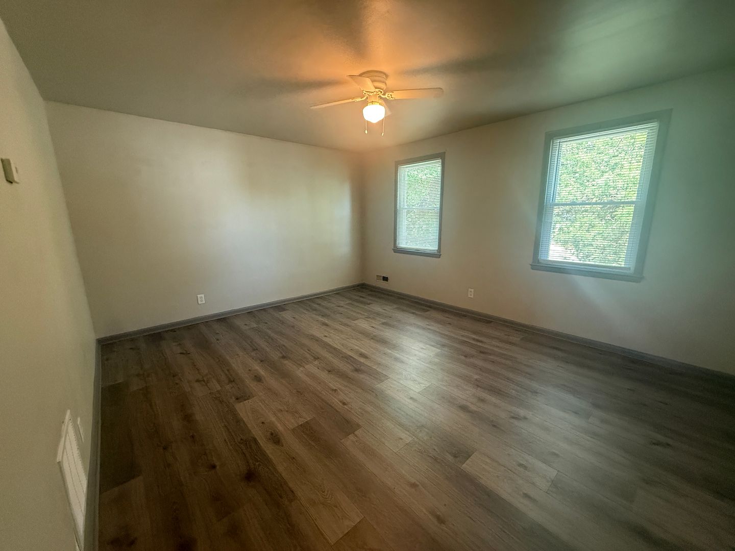 Baltimore Apartment: 3405 Frankford Ave
