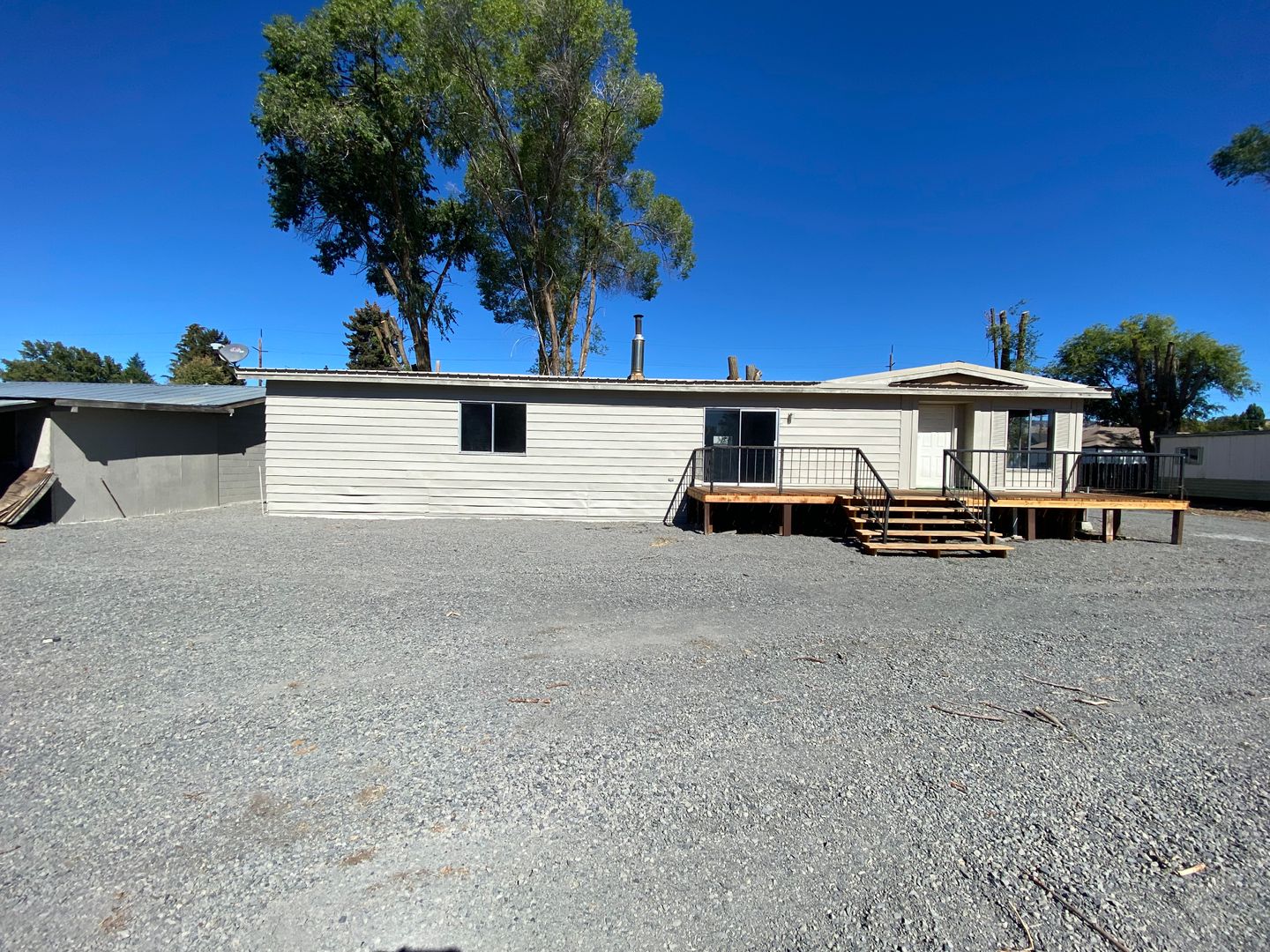 Klamath Falls Apartment: 3862&3862 1/2 Clinton Ave