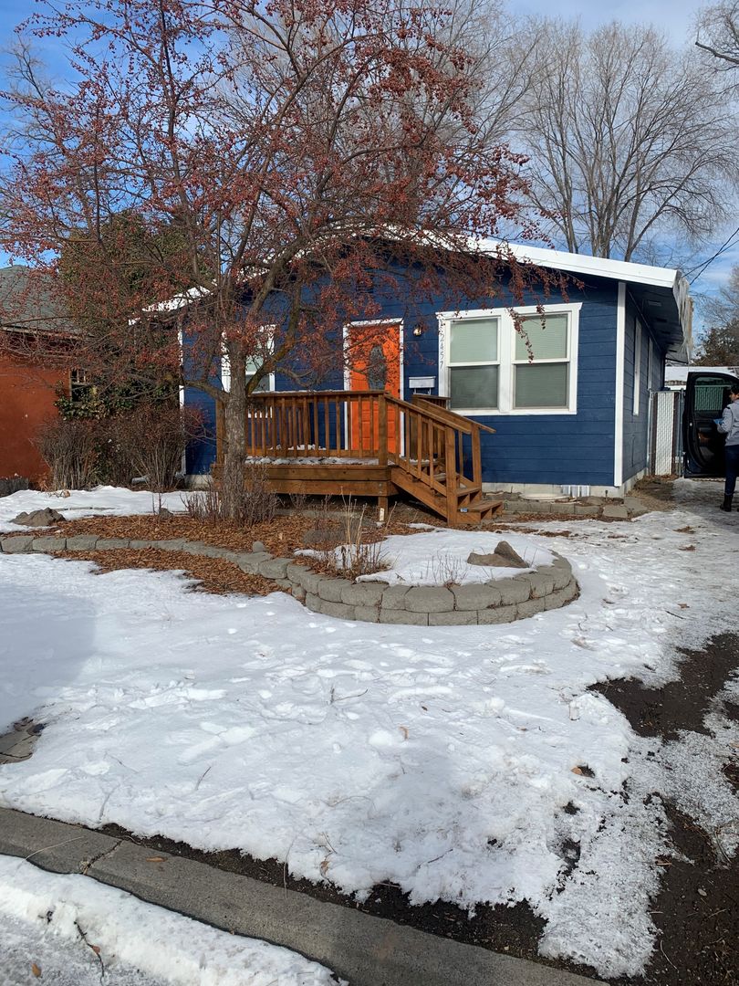 Klamath Falls House: 2457 Orchard Way