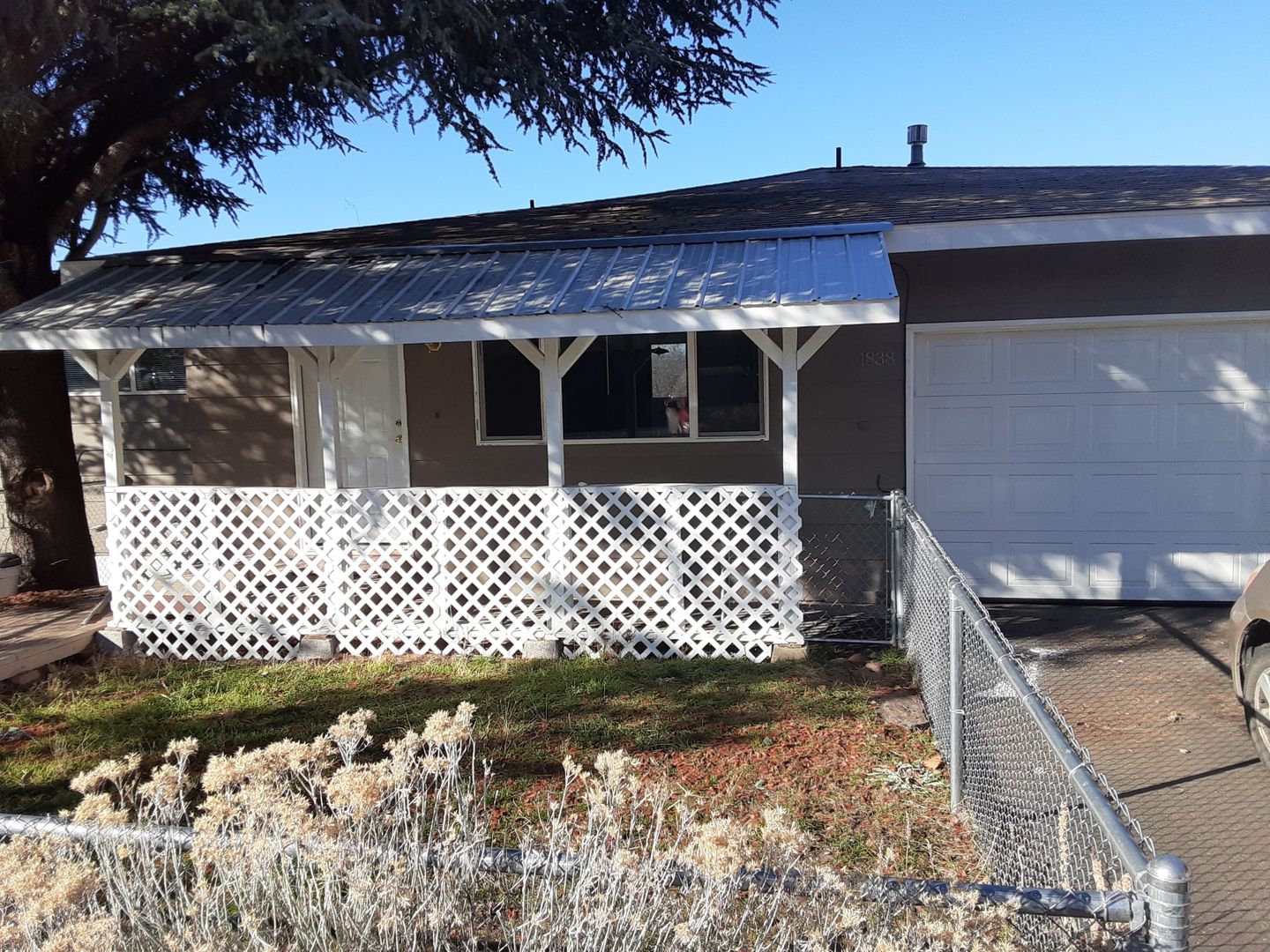 Klamath Falls Apartment: 1834 Kimberly Dr